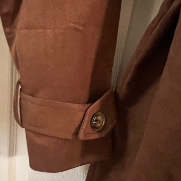 Edyisa suede trench coat - Picture 9 of 11